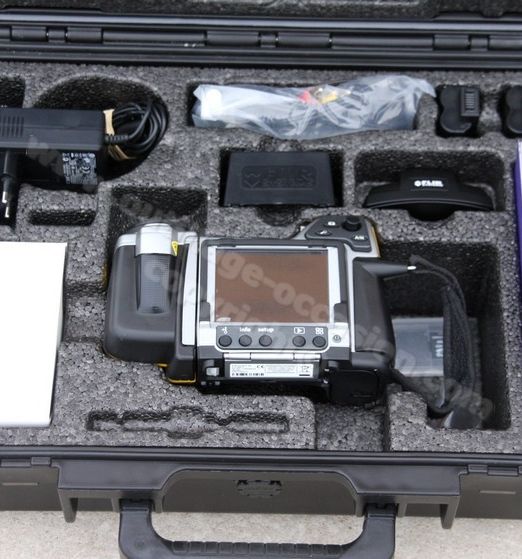 ( *VENDU* ) Caméra thermique FLIR B250
