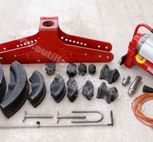 ( *VENDU* ) Cintreuse hydraulique RIDGID 3813E