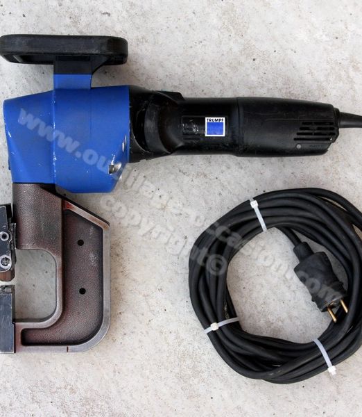 ( *VENDU* ) Sertisseuse TRUMPF TRUTOOL TF 350