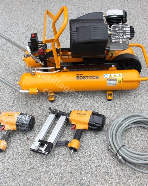 ( *VENDU* ) Ensemble agrafeuse + compresseur BOSTITCH