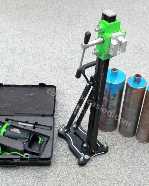 ( *VENDU* ) Carotteuse EIBENSTOCK + 1 Bâti + 5 couronnes