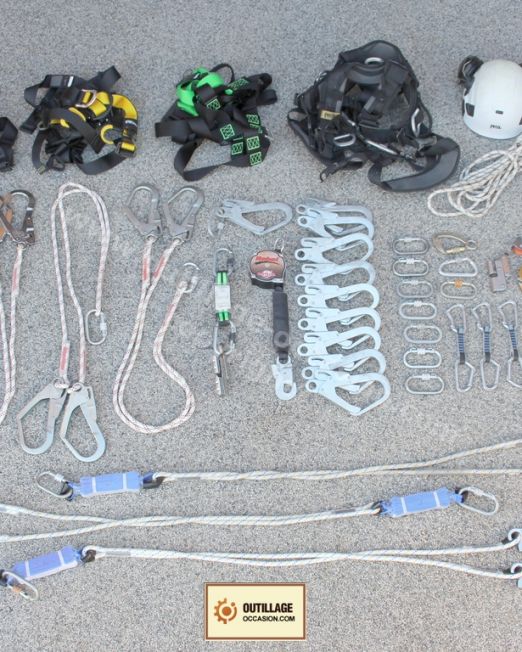 ( *VENDU*CH* ) Important ensemble de sécurité PETZL - MILLER - L'EQUIPEUR - CATU - etc...