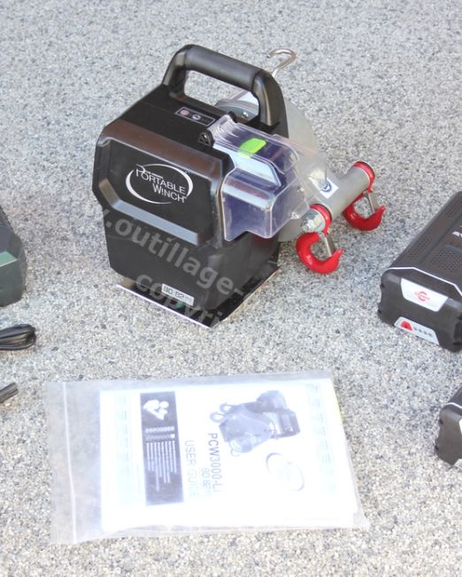 ( *VENDU*SL* ) Treuil de tirage portatif à batterie PORTABLE-WINCH PCW 3000 LI - batteries 6Ah