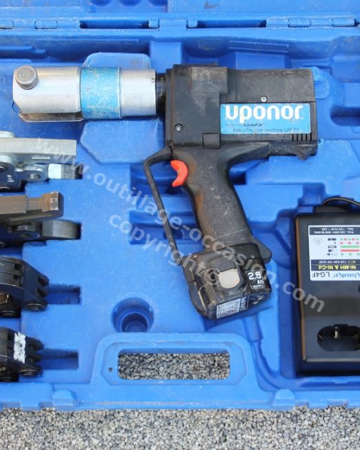 Sertisseuse UPONOR UP75