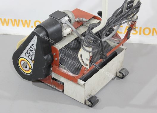 Eponge électrique RAIMONDI BERTA  + batte DOBERMAN + carrelette RUBI TX900N