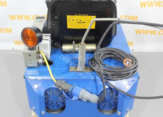 Décolleuse de sol BLASTRAC BMS 220
