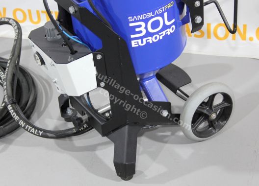 Ensemble sableuse SandBlastPro 30L + E 40 + Aéroréfrigérant + Kit pompe hydrogommage