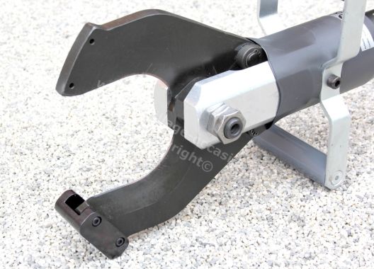 Pompe à pied KLAUKE FHP2 + tête de sertissage PK220U + tête coupe câble SDK 105