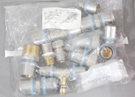 Sertisseuse VIRAX P30+ + 4 mâchoires TH + calibreurs + coupe tube diam.63 + ressorts