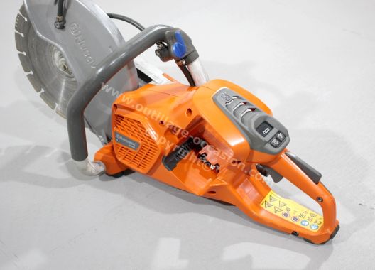 Découpeuse à batterie HUSQVARNA K540i + accessoires