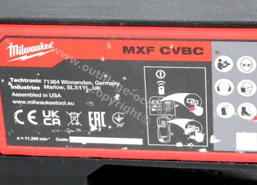 MILWAUKEE – Aiguille vibrante MXF Solo + batterie MX FUEL 6Ah MXF XC406 + chargeur MX FUEL MXF C