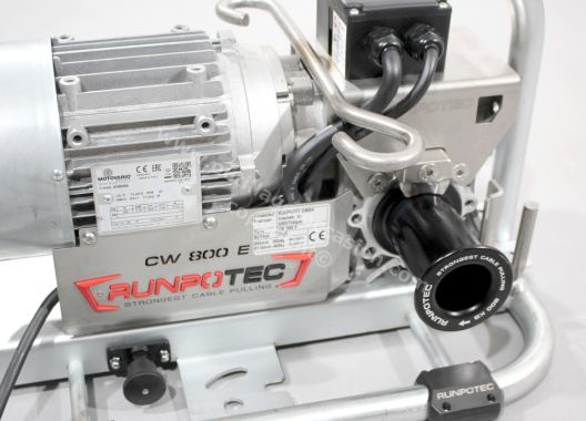 Treuil RUNPOTEC CW 800E avec chariot + groupe électrogène SDMO 4500 PERFORM