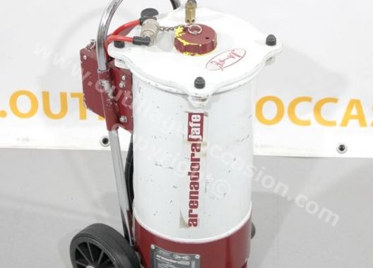 Ensemble EUROPRO / JAFE – sableuse ARENADORA 10L + compresseur E 40 + Aéroréfrigérant