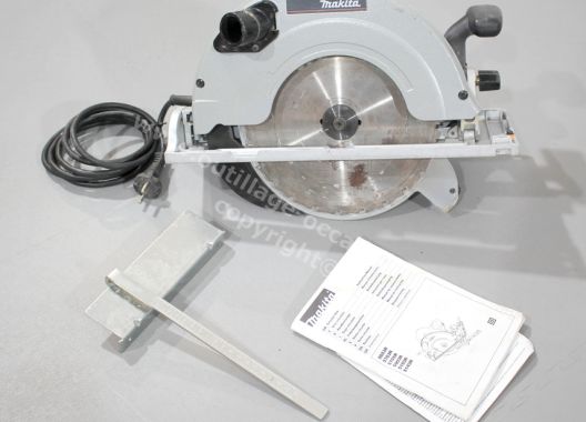 Ensemble MAKITA orienté menuisier