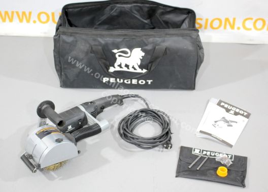 Ensemble MAKITA orienté menuisier