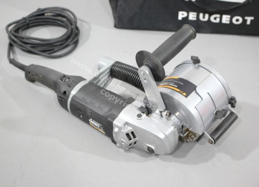 Ensemble MAKITA orienté menuisier