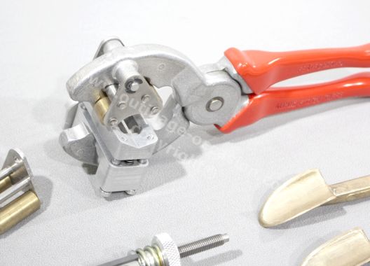 Coffret HTA ALROC CNPT/240-2