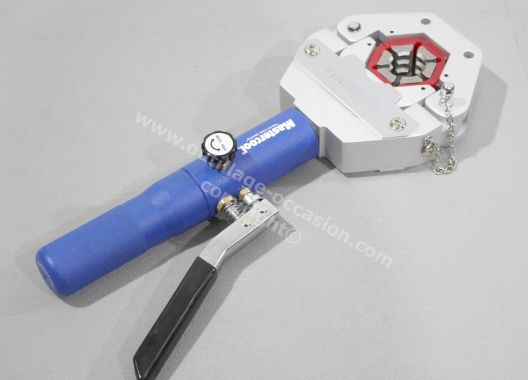 Sertisseuse pour tuyaux de climatisation MASTERCOOL 71500-A